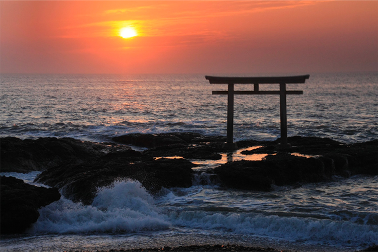 First shrine visit and sunrise of the year